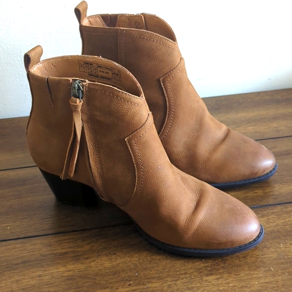 Vionic Raina NBX Upright Ankle Boots 7 - Picture 7 of 16